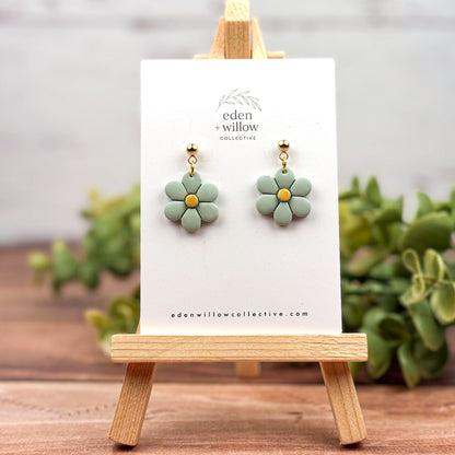 Bloom Drop - Daisy Dangle Earrings
