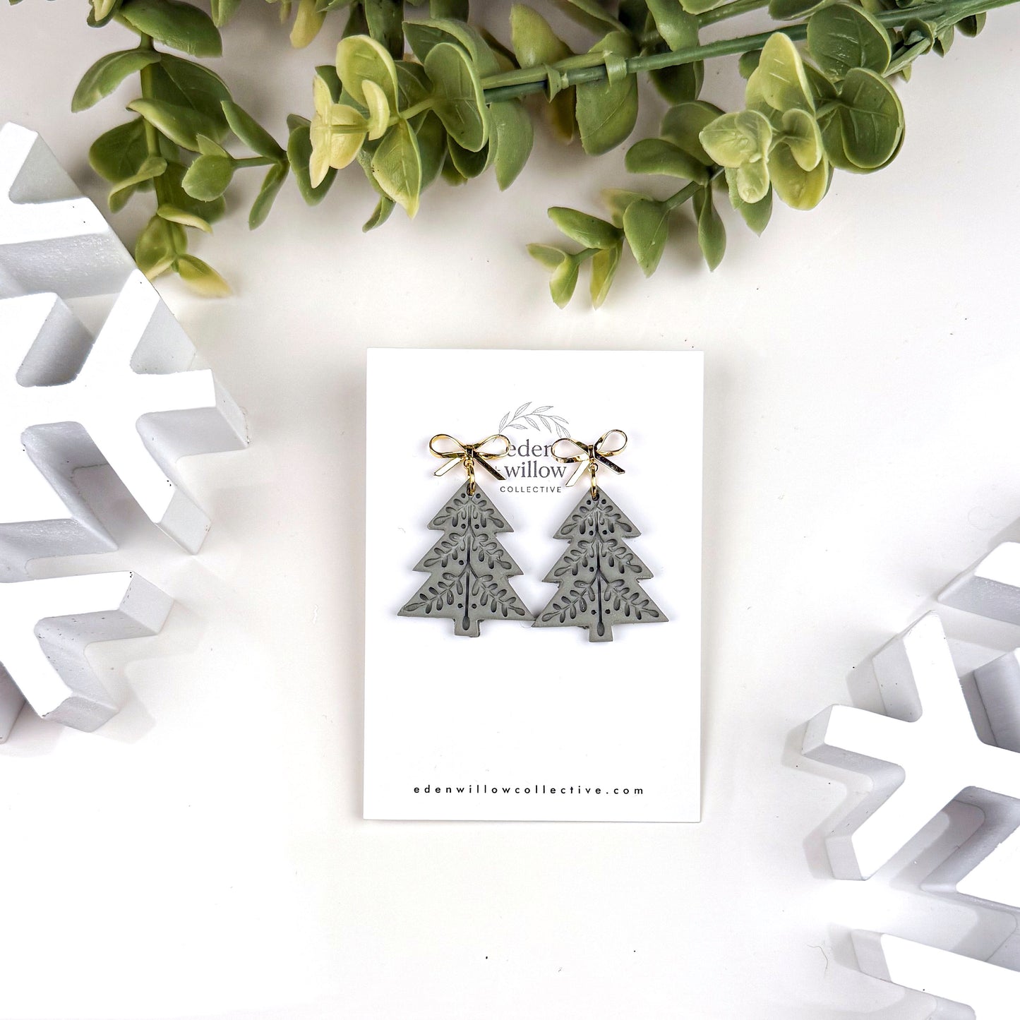 Nordic Christmas Tree Earrings – Handmade Holiday Polymer Clay Jewelry
